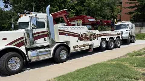 Heavy Towing Near Me Kearney, MO